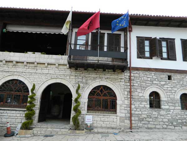 Hotel Mangalemi - Berat