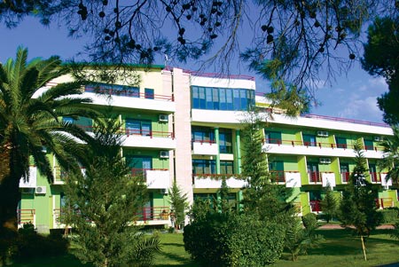 Tropikal Resort